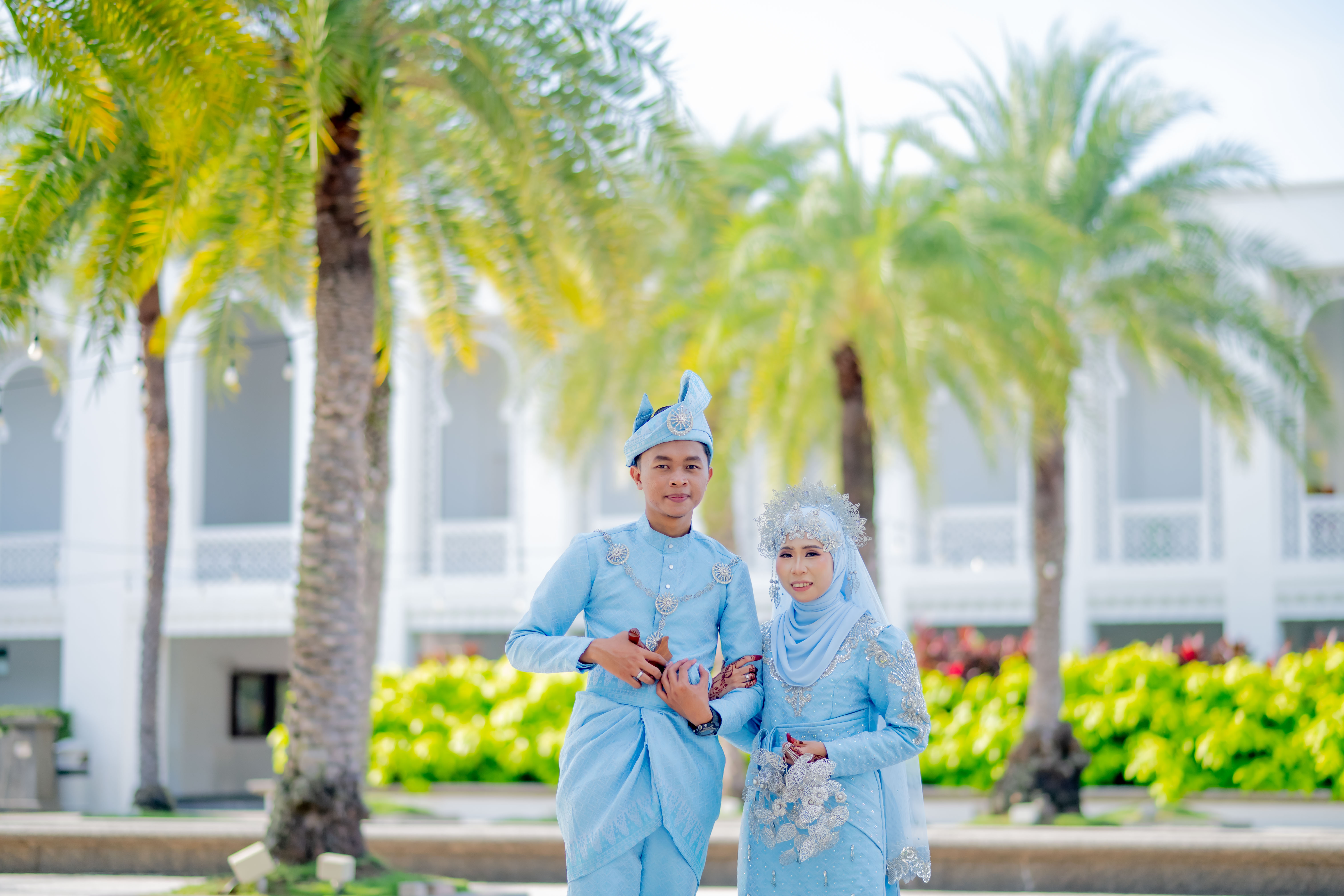 Syamsul & Izaty - Sanding